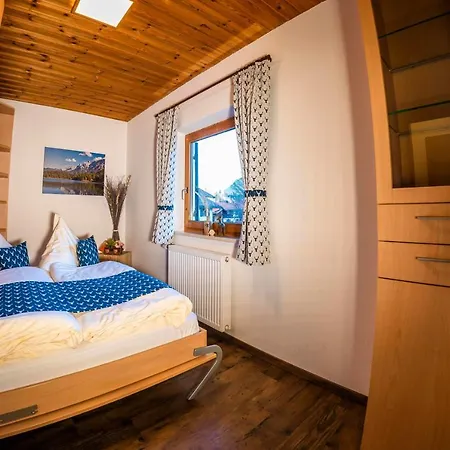 Apartament Haus Edelraute Mittenwald