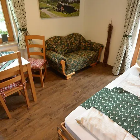 Haus Edelraute Apartamento Mittenwald