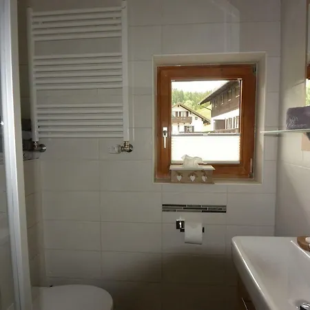 Haus Edelraute Apartament