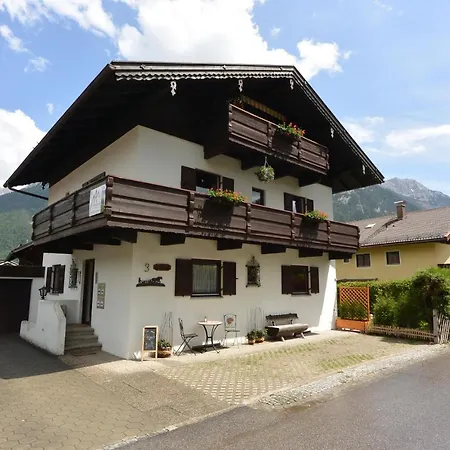 Apartament Haus Edelraute Mittenwald