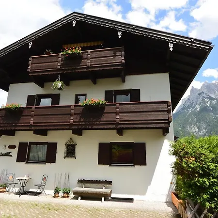 Haus Edelraute Daire *