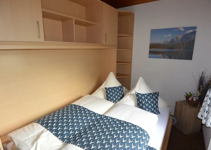 Haus Edelraute Apartament *